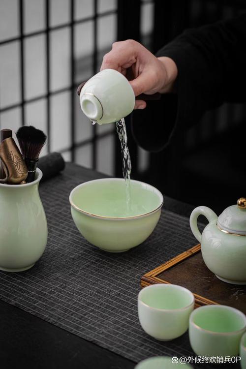 白瓷高温单色釉餐具茶器套组｜景德镇煌熠陶瓷全新发布，欢迎定制